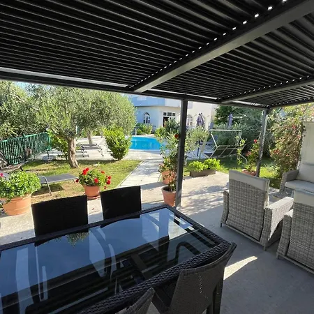 Lucante Apartment *